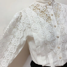 Lace Balloon Sleeve Blouse